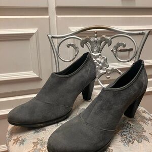 Ecco Charcoal Women's Heels